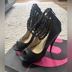 Michael Antonio Karilee Black Chain Peep-Toe Heels size 6.5
